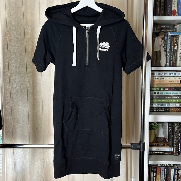 Roots tshirt dockside dress in black - Picture 1 of 3